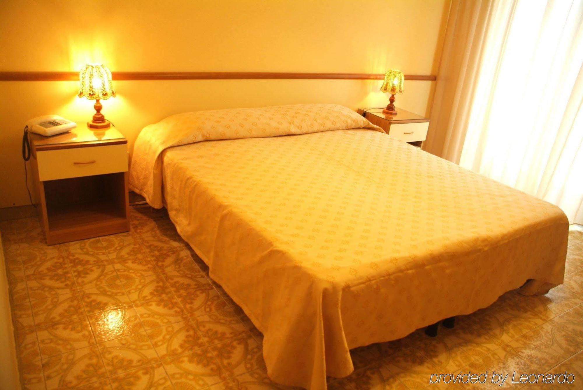 Hotel Virgilio Tropea Room photo