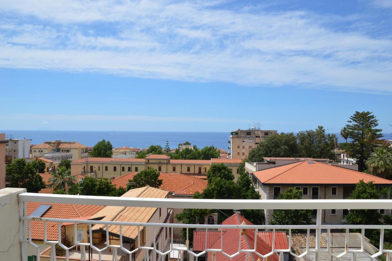 Hotel Virgilio Tropea Exterior photo